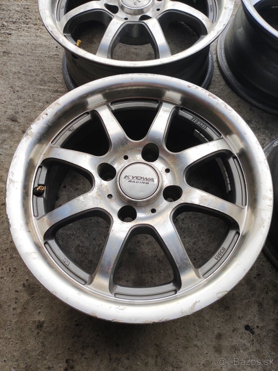 Elektróny Kyova racing r14 - 2