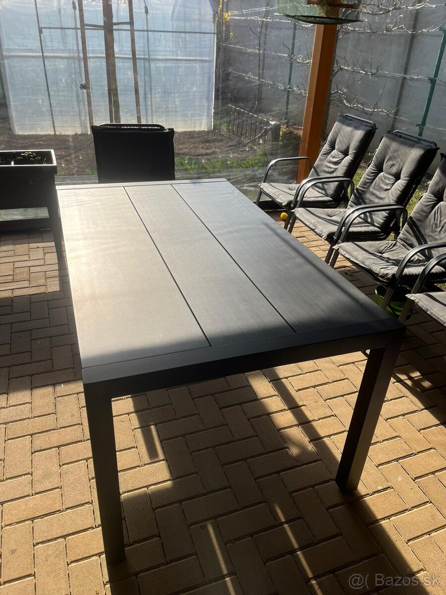 Záhradný stvôl - 2