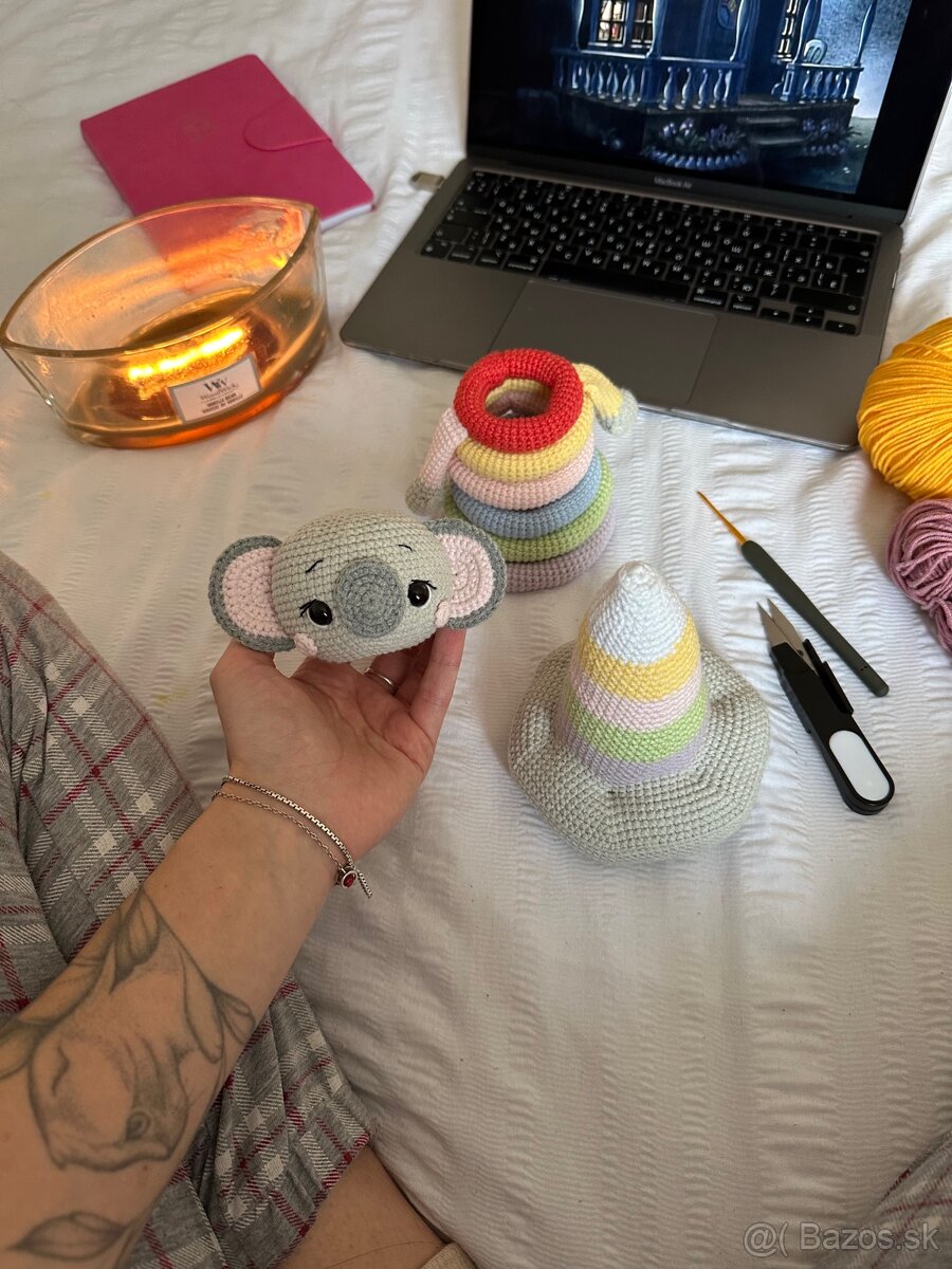 Háčkovaná detská pyramídka – koala, rozvíjajúca hračka - 2