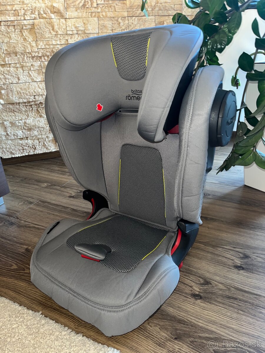 Römer Kidfix III m - 2
