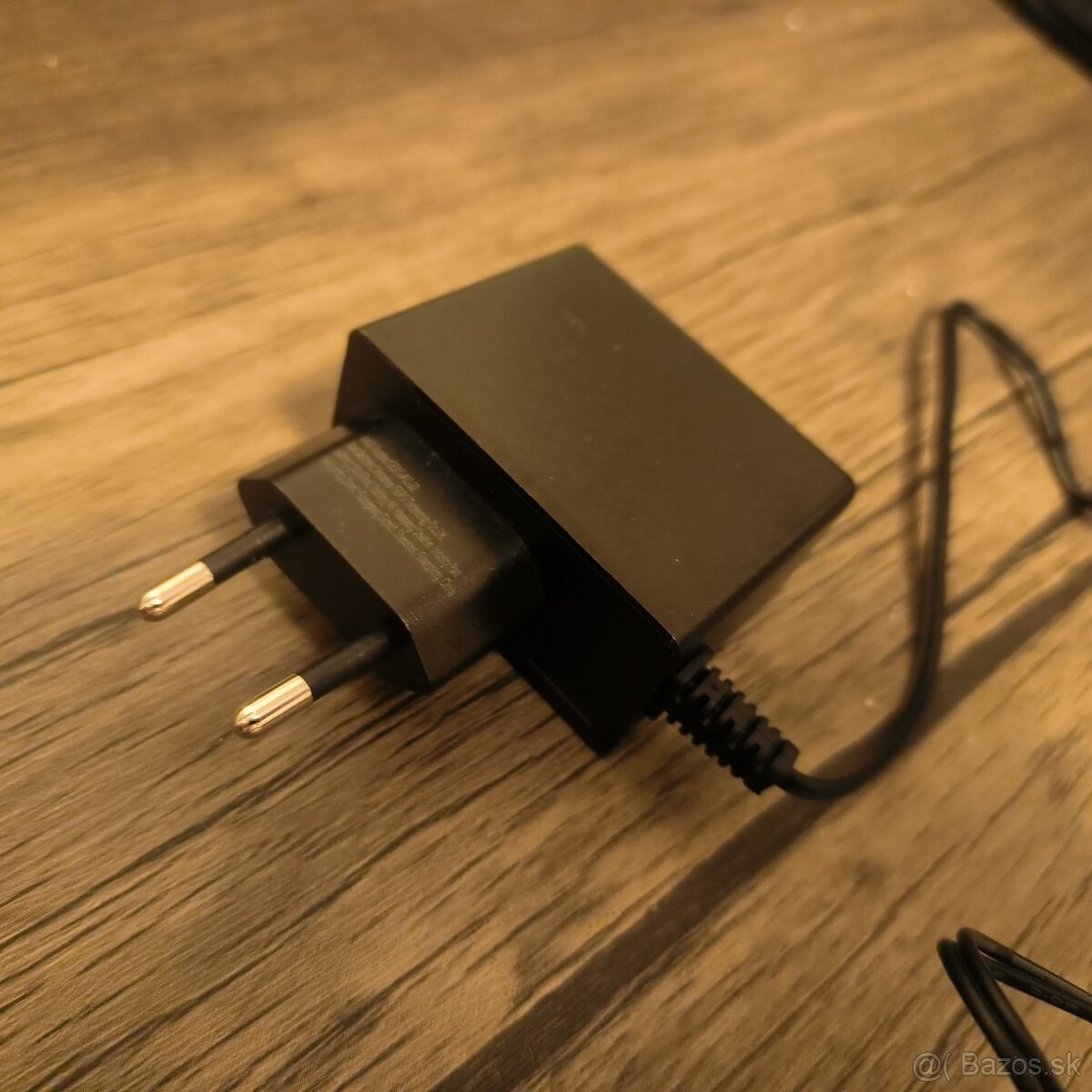 Napájací adaptér 240V - 2