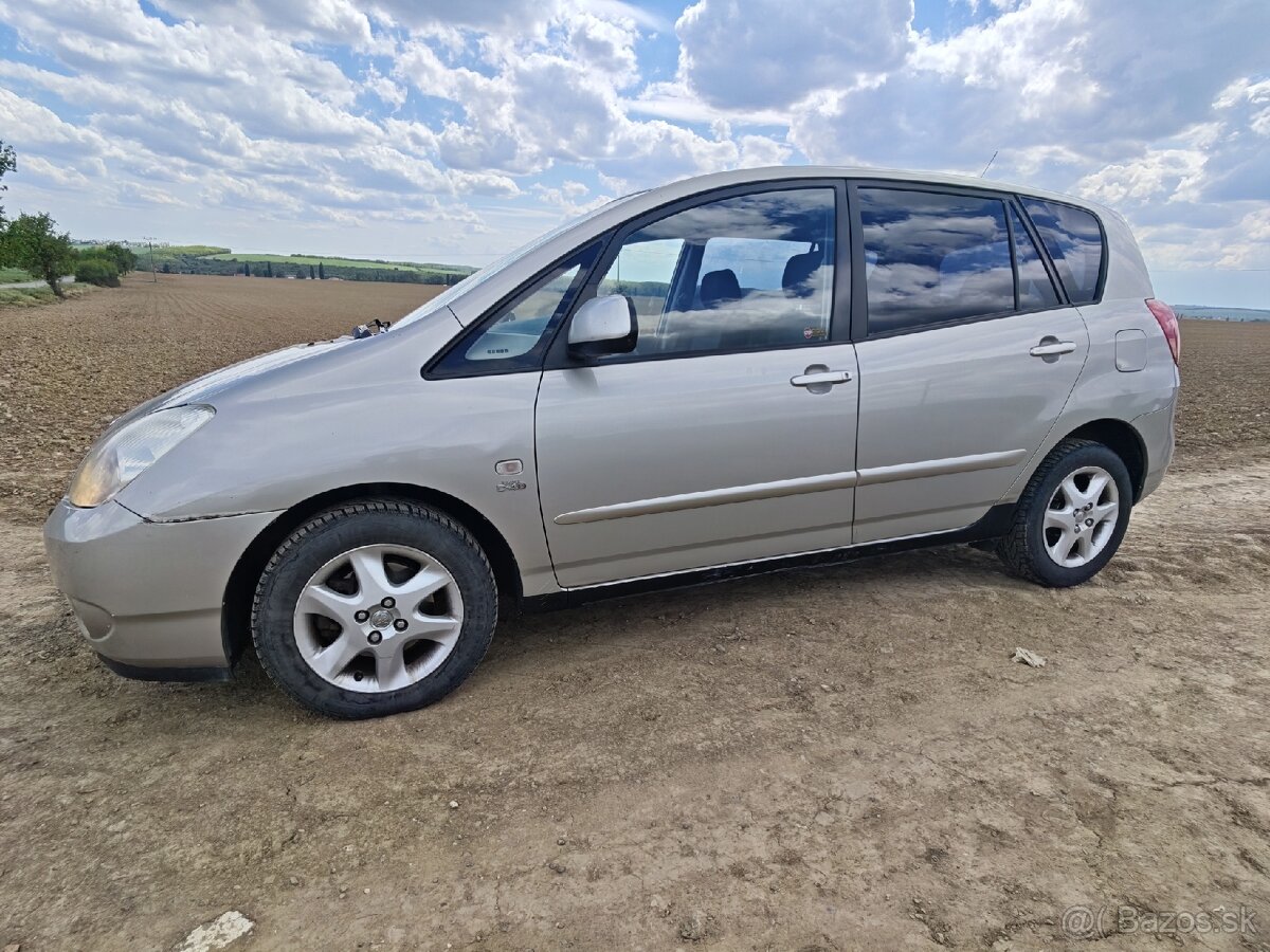 Toyota Corolla Verso 2.0 D-4D 66kw - 2