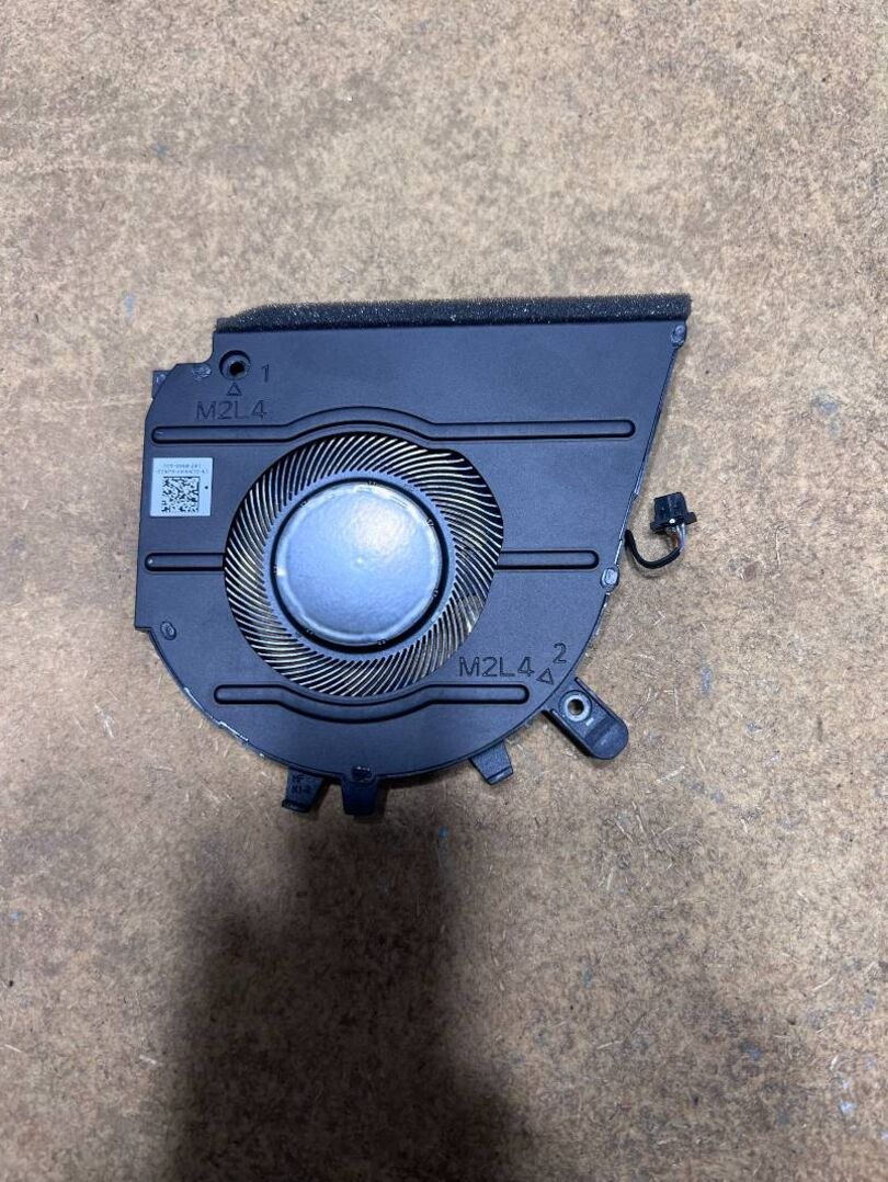Predám použitý ventilátor procesora do notebooku Dell 15/// - 2