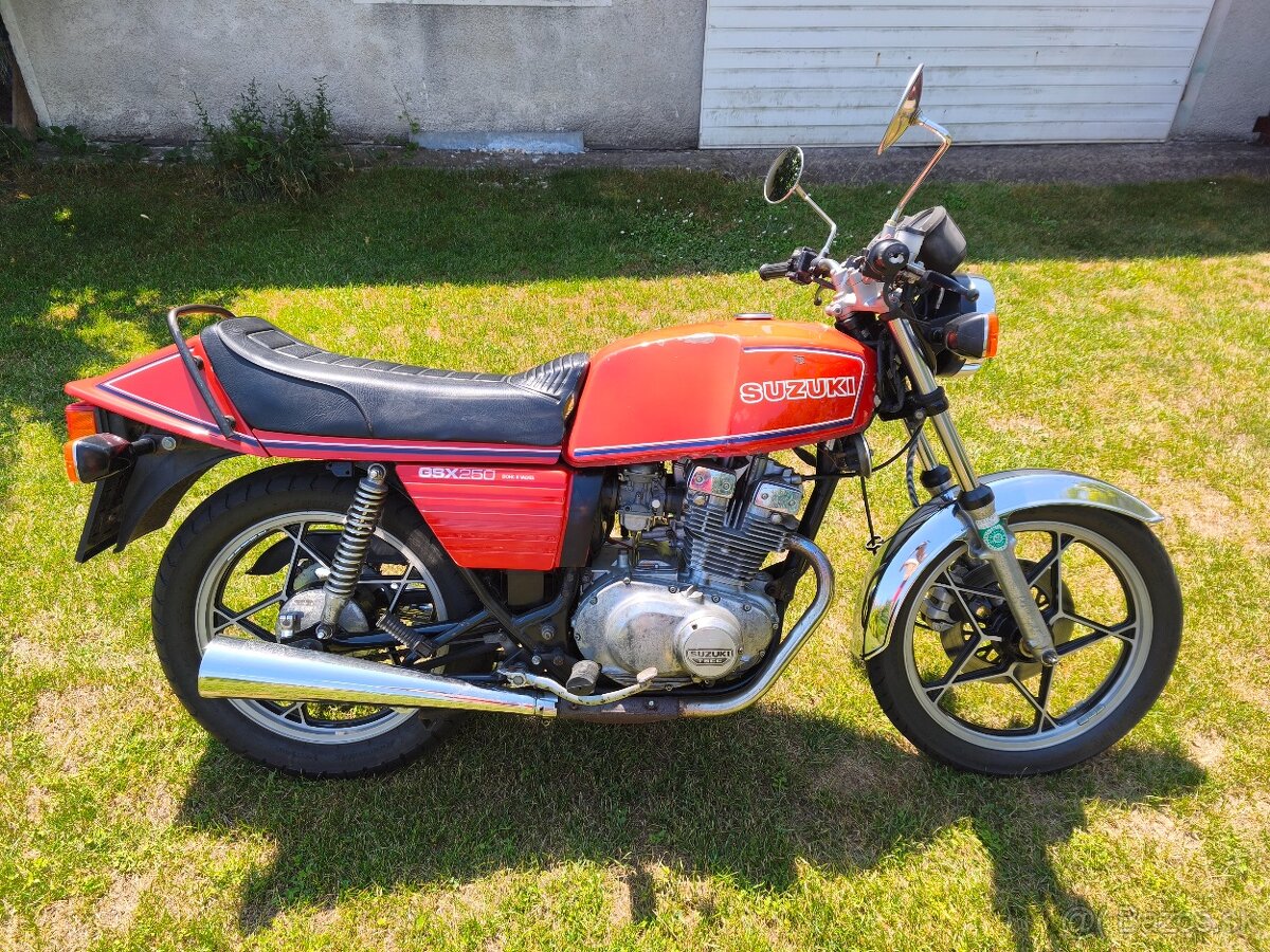 Suzuki gsx 250 - 2