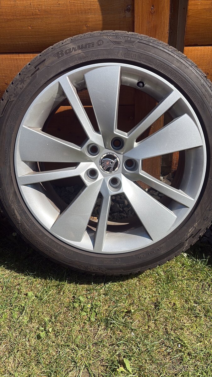 Alu disky r18 skoda superb 3 - 2