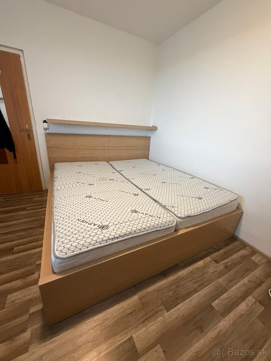 Manzelska postel Malm IKEA - 2