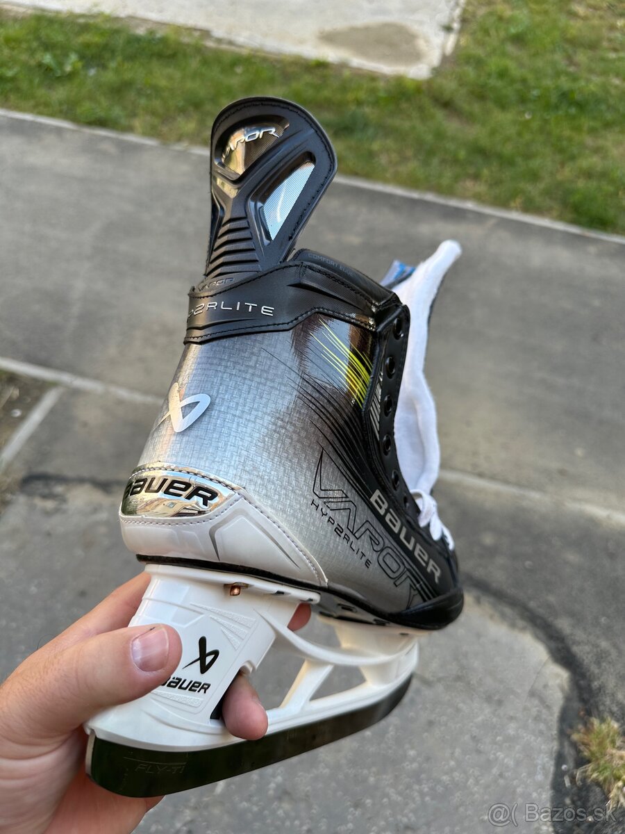 Bauer Vapor Hyperlite 2 Custom nové - 2