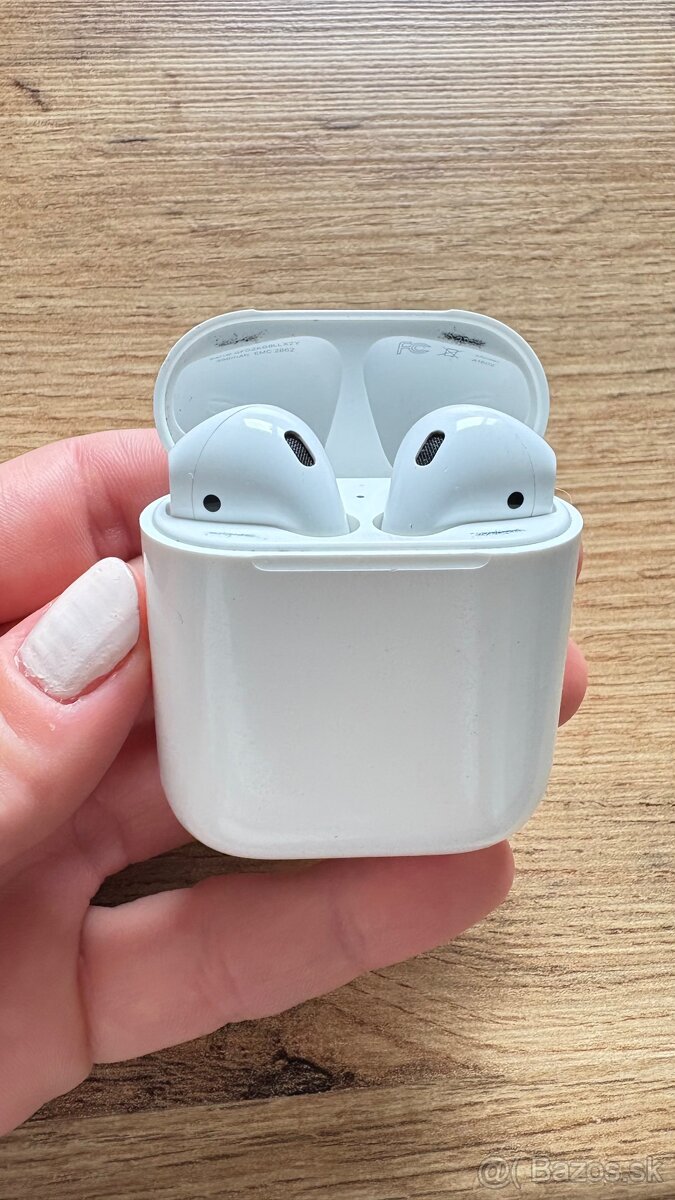 Apple AirPods, 2. generácia, model A2031 - 2