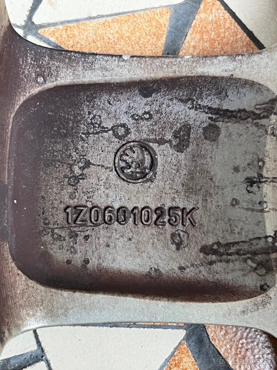 Elektróny Škoda Octavia 2 - 2