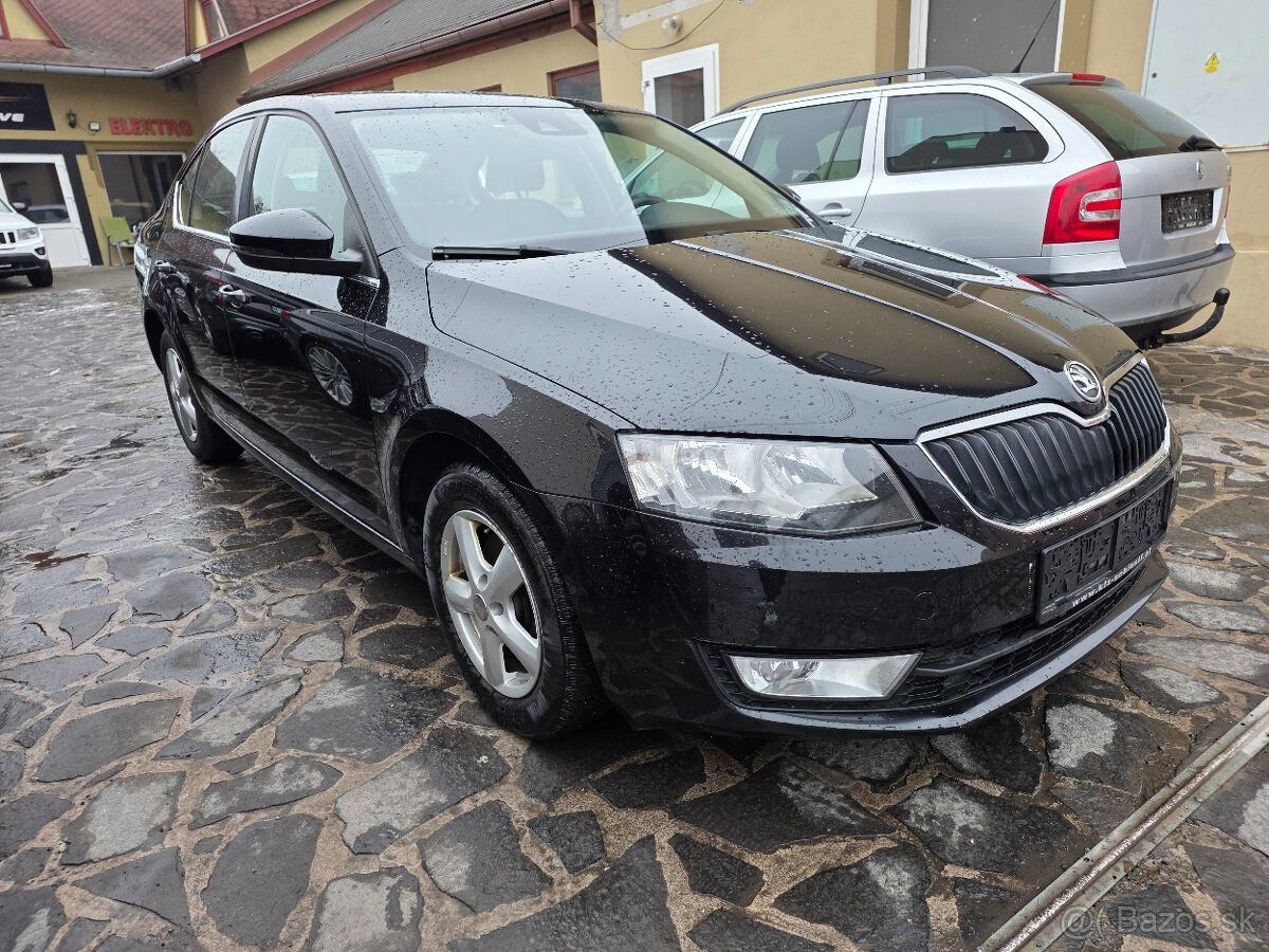 Škoda Octavia 1.6 TDI Elegance - 2