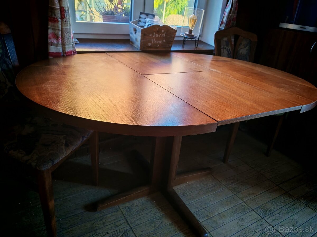 Predám kuchynský stôl - 2