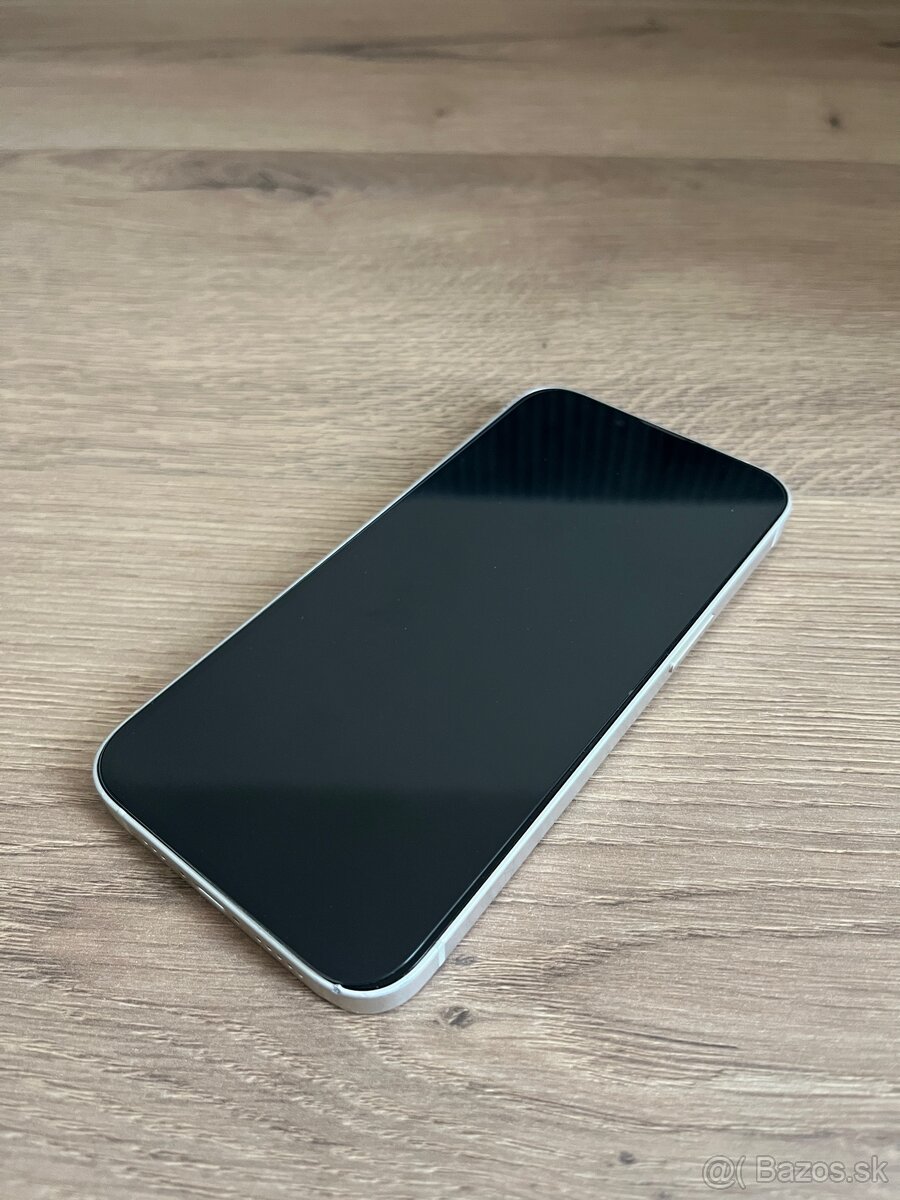 Apple iPhone 13 256GB - 2