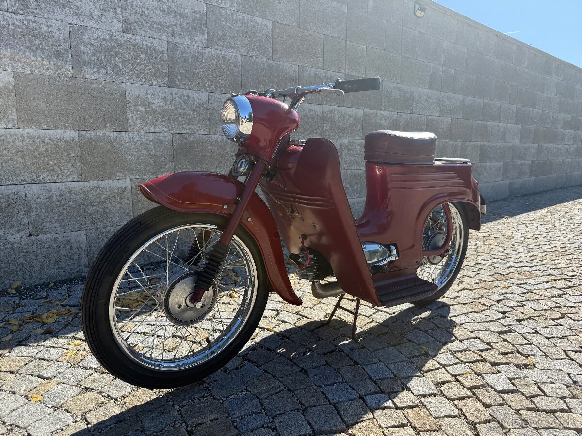 Jawa 555 Deluxe (pionier)r.v.1962 - 2