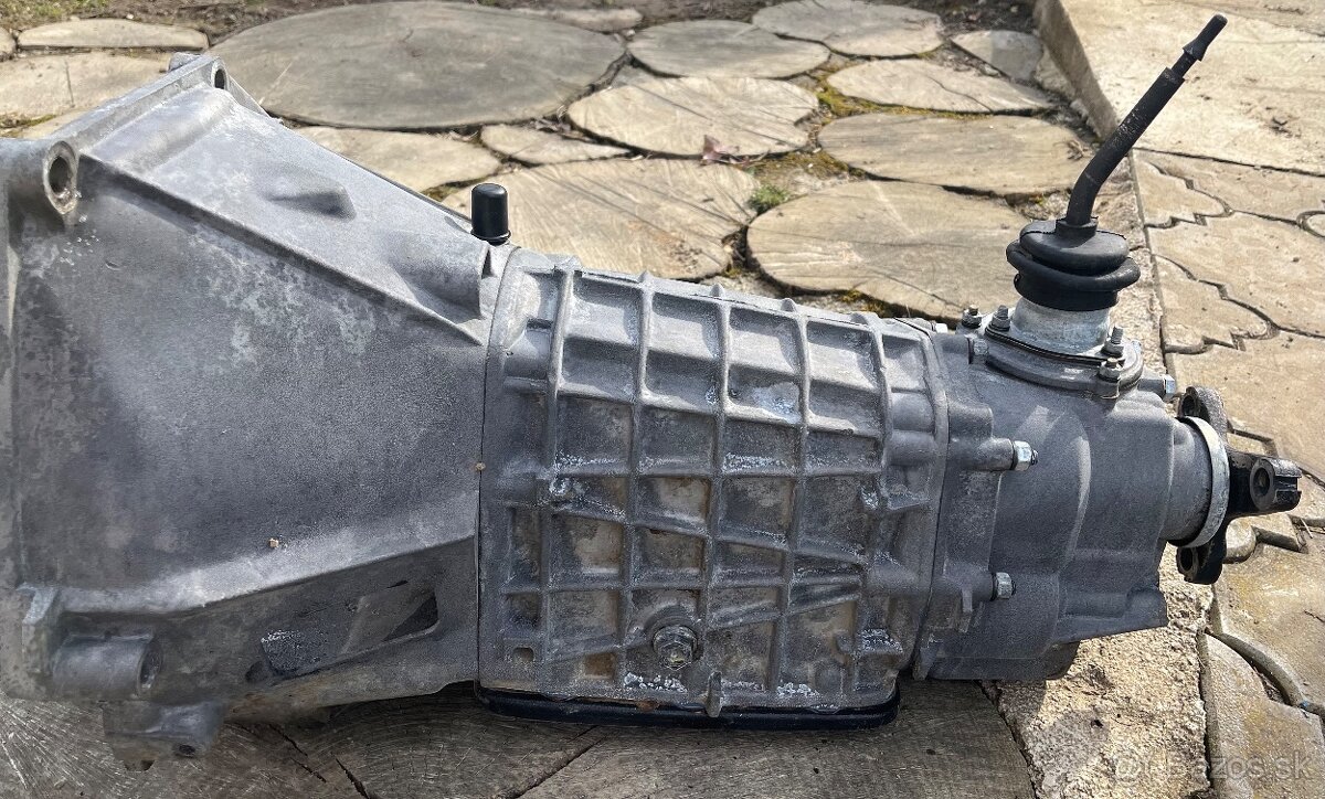 Lada Niva rýchlostná skriňa prevodovka - 2