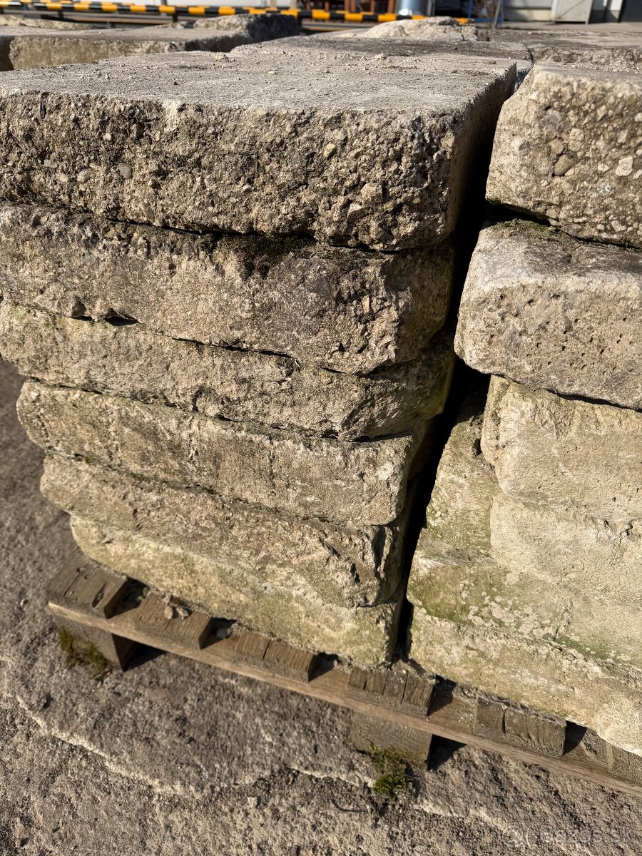 Predám betónové kocky - 2