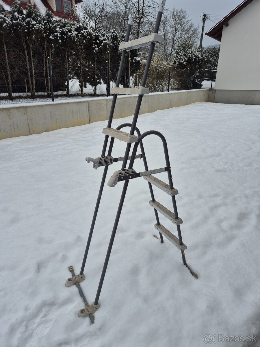 Schodíky do bazéna - 2