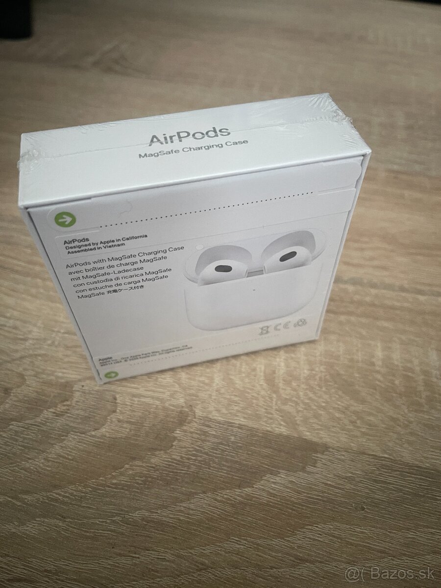 Apple AirPods 3.generácia - 2