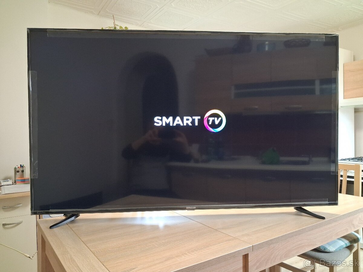 Predám 4K Ultra HD SMART TV SENCOR SLE 65US600TCSB - 2