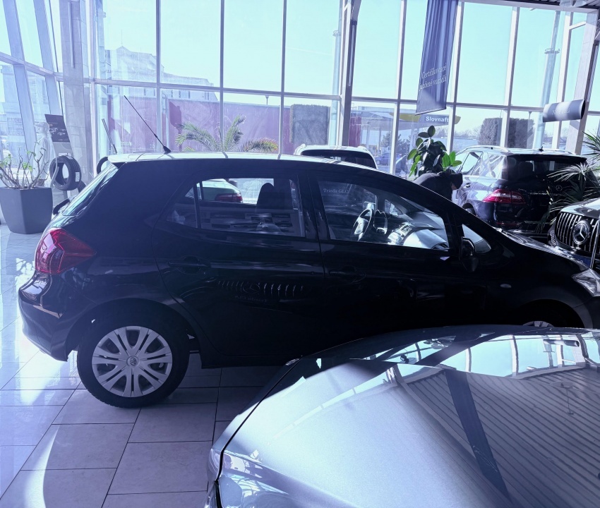 Toyota Auris 2.0D, SK ŠPZ 12.mes.záruka, jazdené - 2