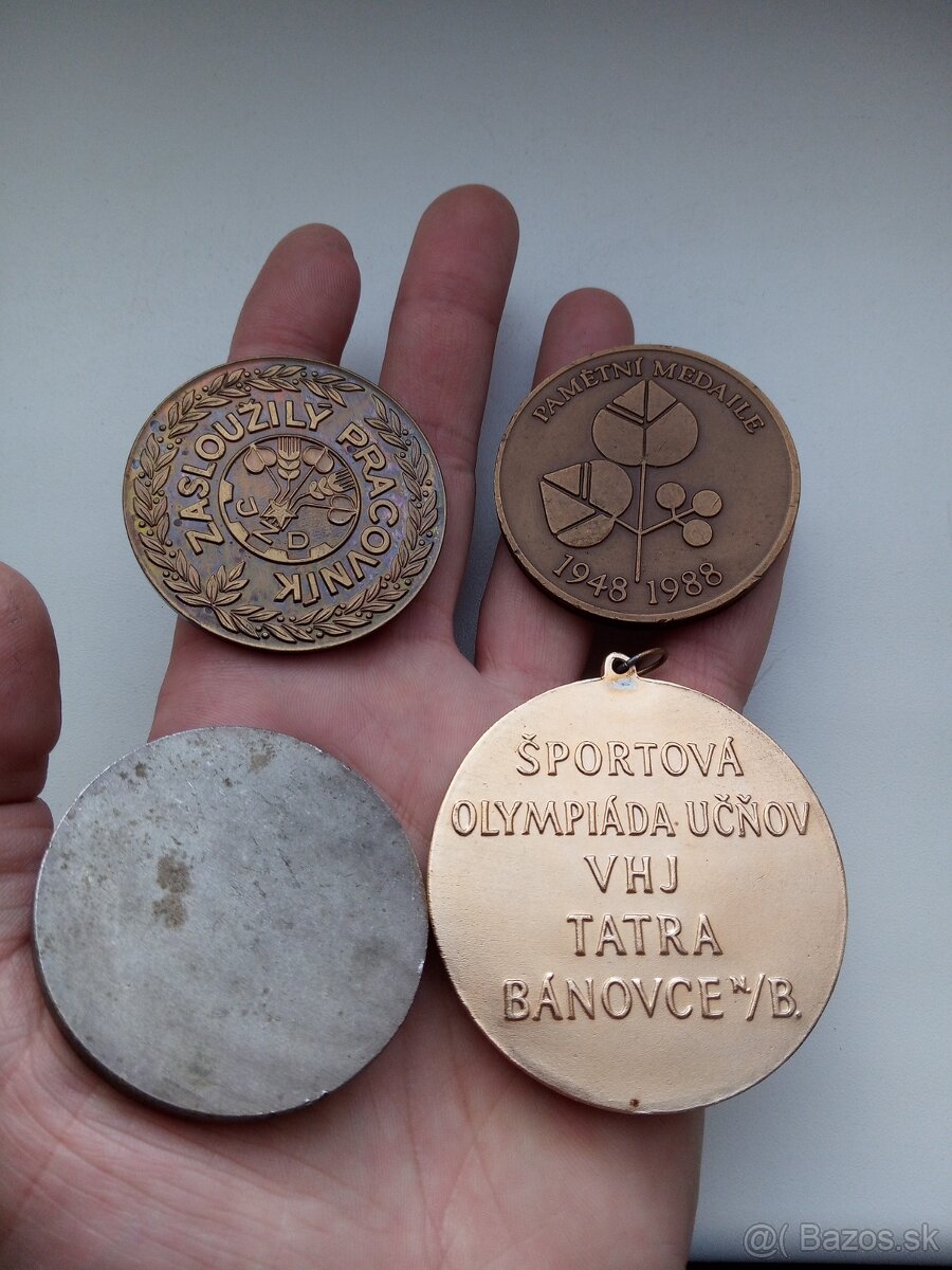 Plakety medaile. - 2