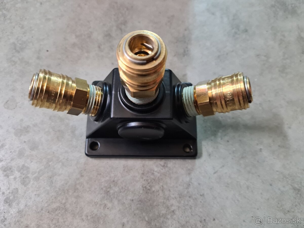 Vzduchový rozvádzač na stenu Parker - 2