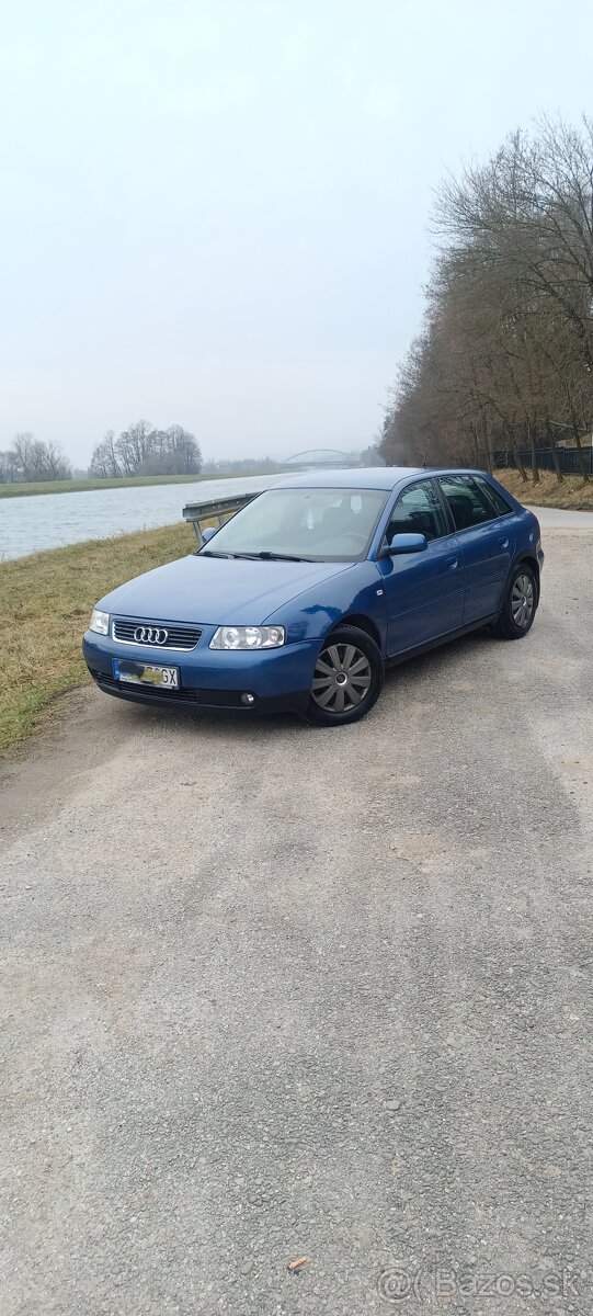 A3 140000km 1.6 benzín - 2