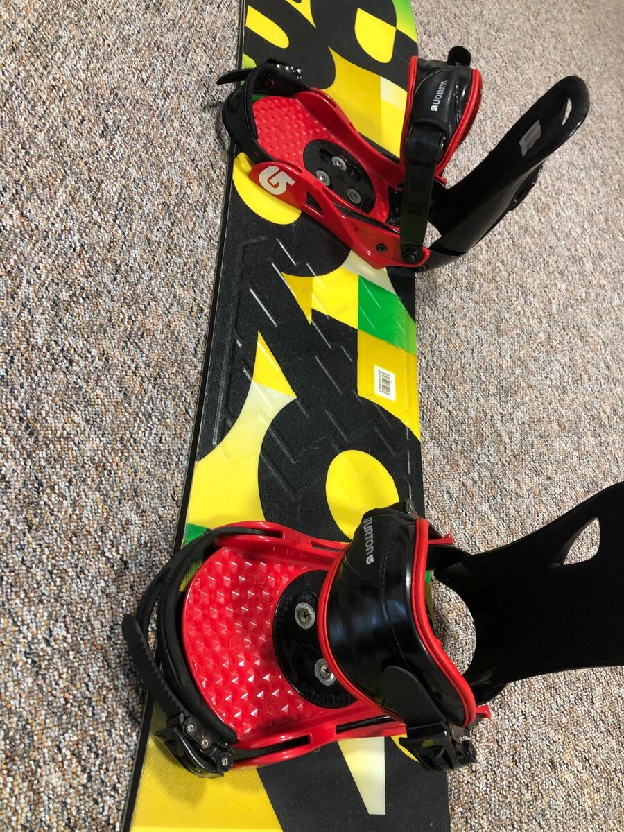 Predám snowboard Burton-M - 2