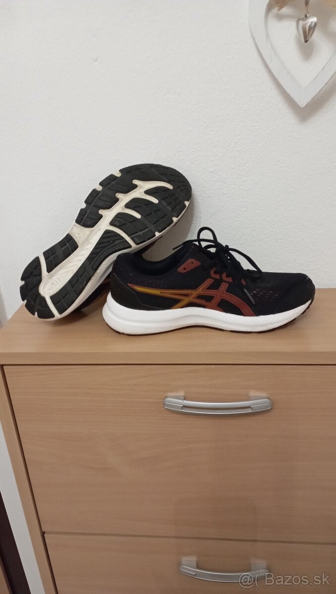 Tenisky značky ASICS - 2