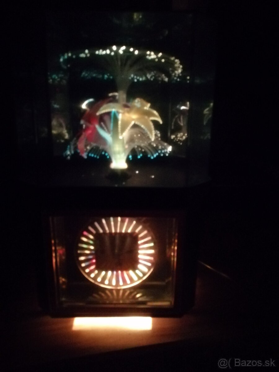 Retro hodiny farebné svetenie - 2