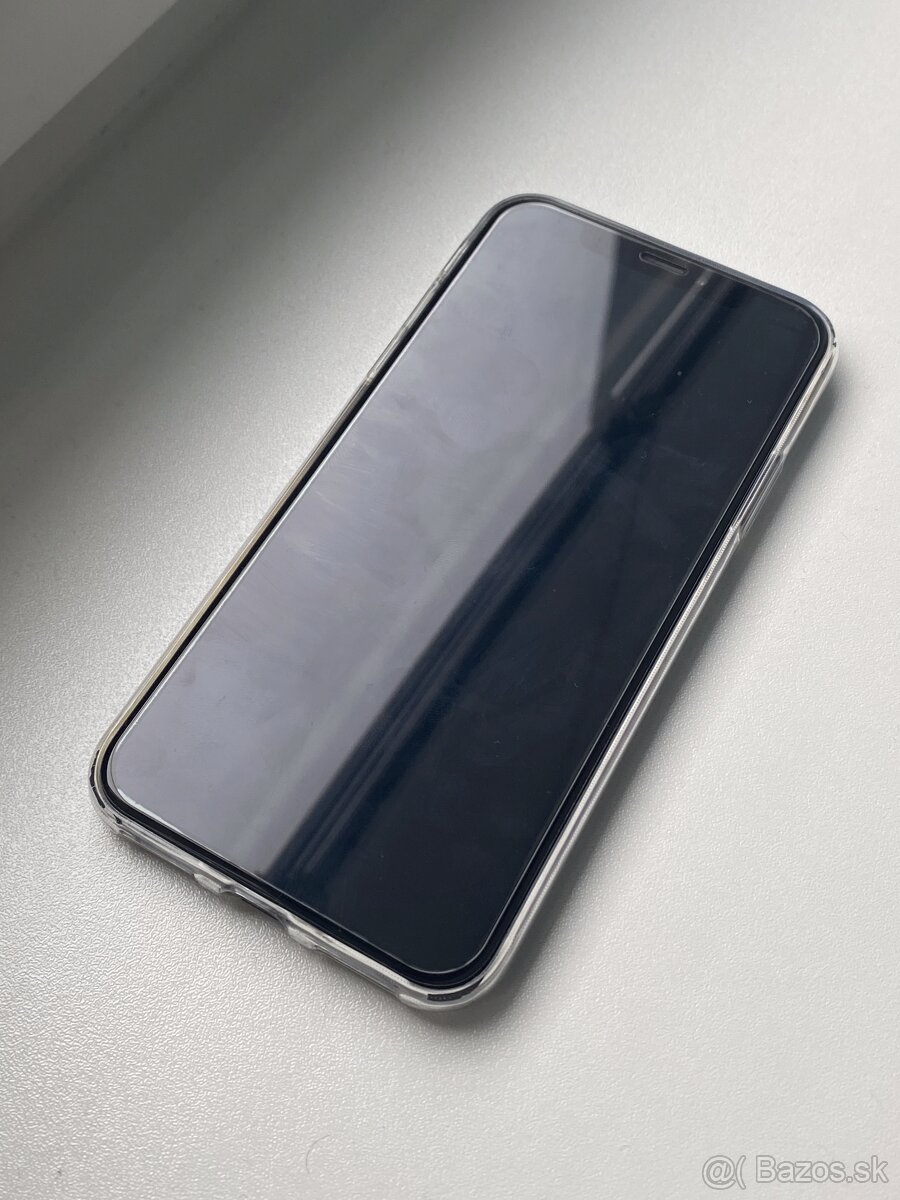 VYNIKAJÚCI STAV iPhone XS 64GB - 2