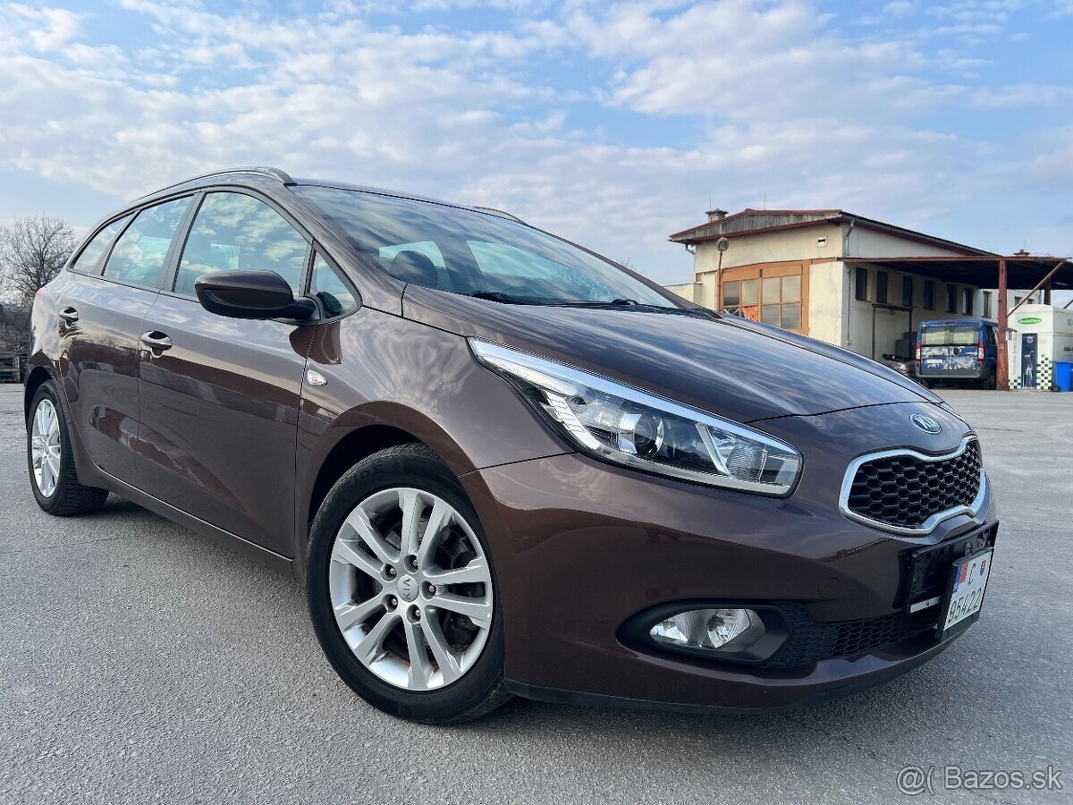 PREDÁM KIA CEED 1,6CRDi 94kW 16V Combi dovoz DE - 2