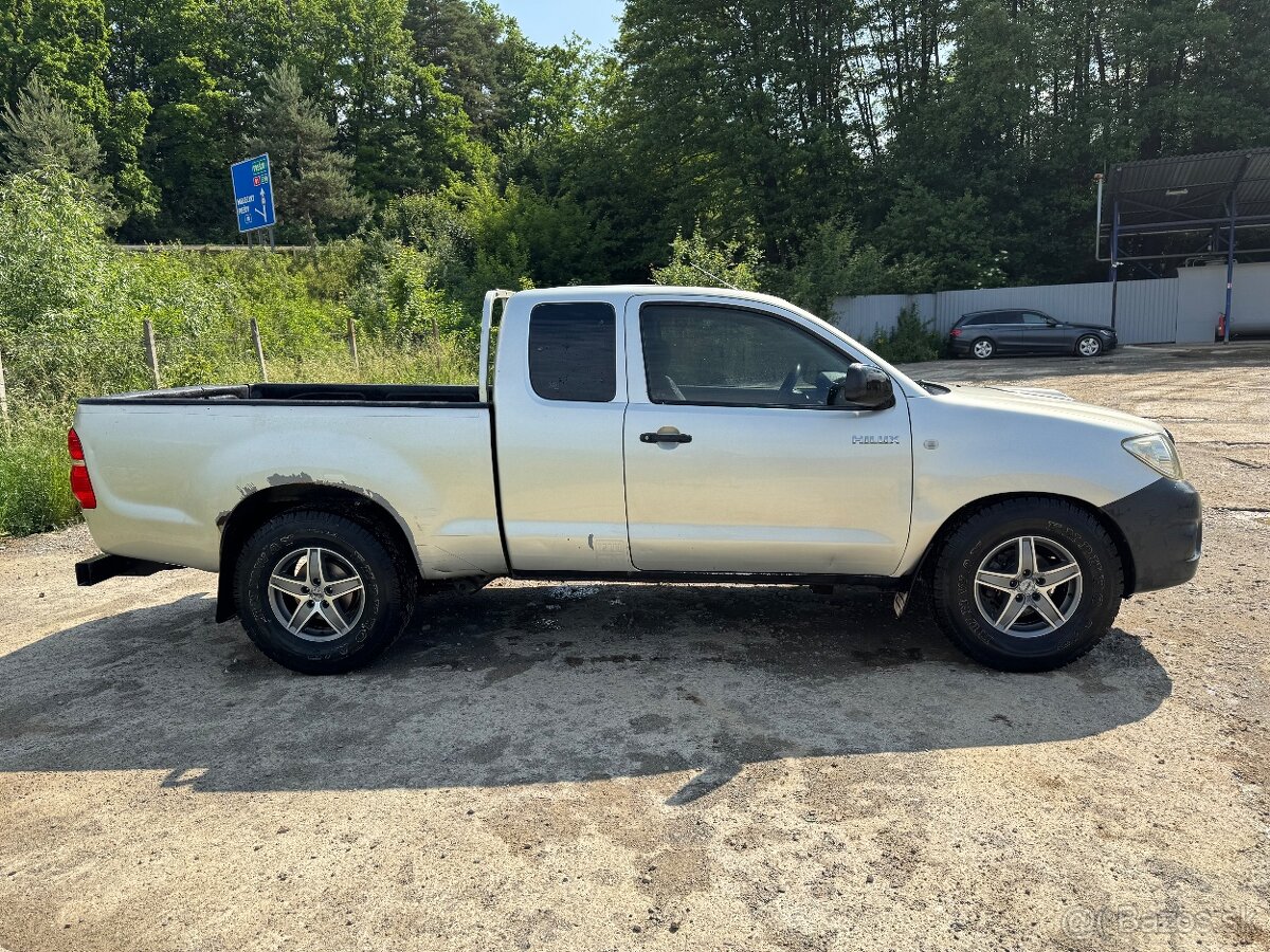Toyota Hilux KUN15 2.5TD