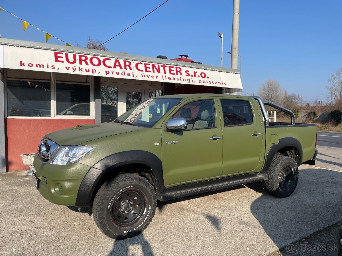Toyota Hilux DC 3.0 D-4D Sol 4x4-automat
