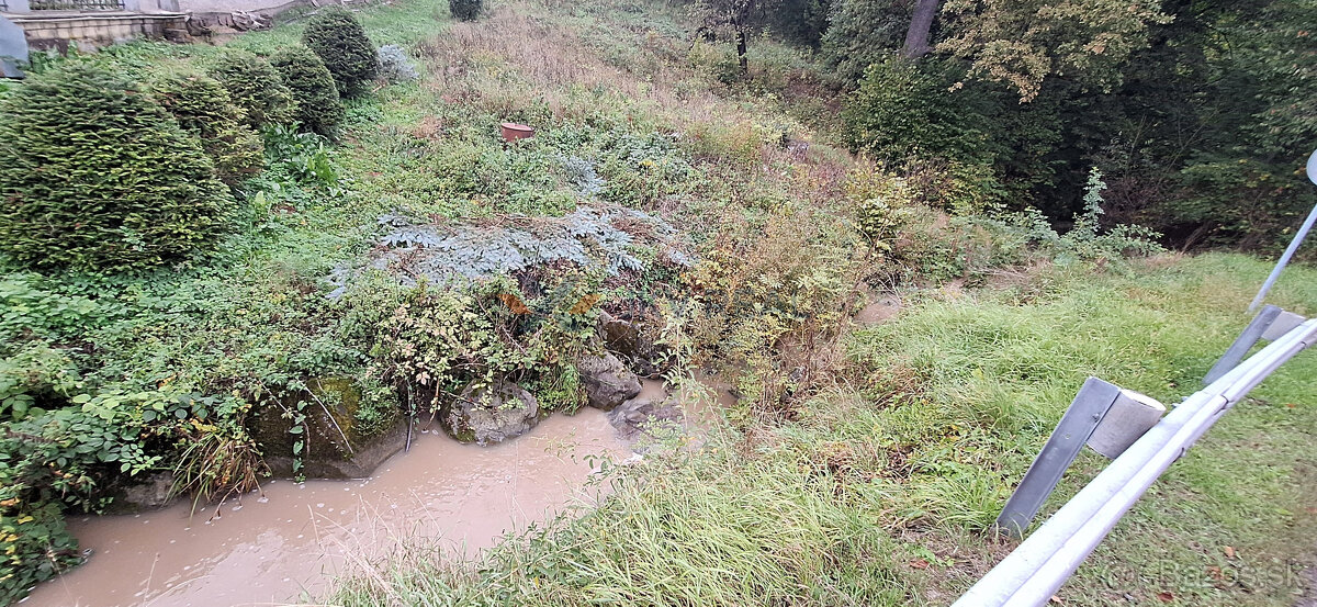 Na predaj stavebný pozemok - 1253 m² v obci Kečkovce - okres - 2