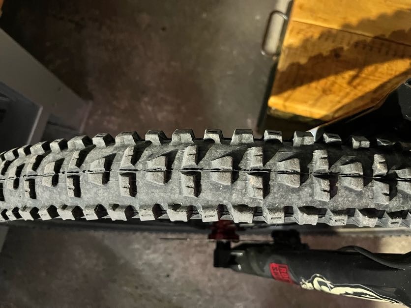 Predám Specialized Bighit M - 2