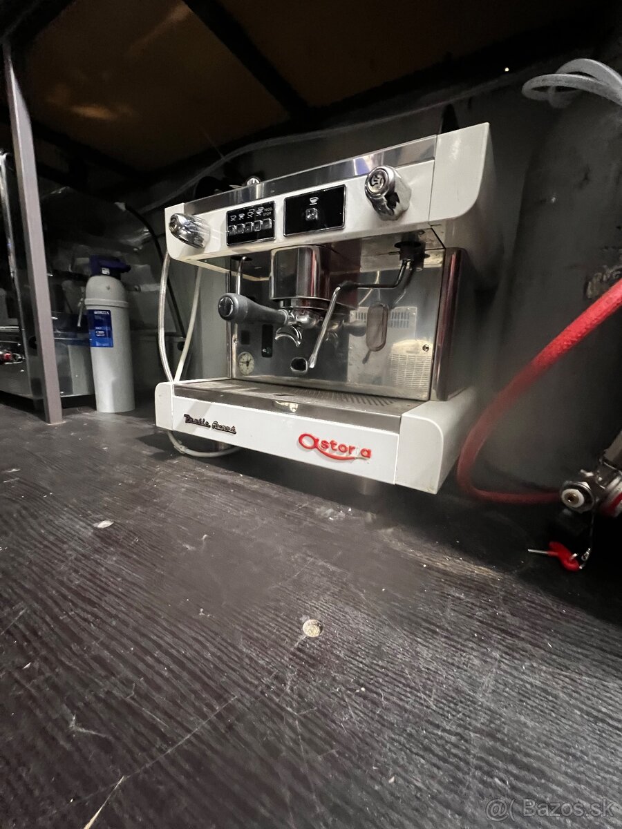 Kavovar+mlynček - 2