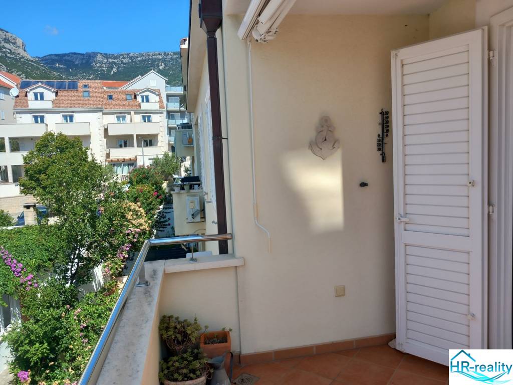 Brač – zariadený apartmán s výhľadom - 2