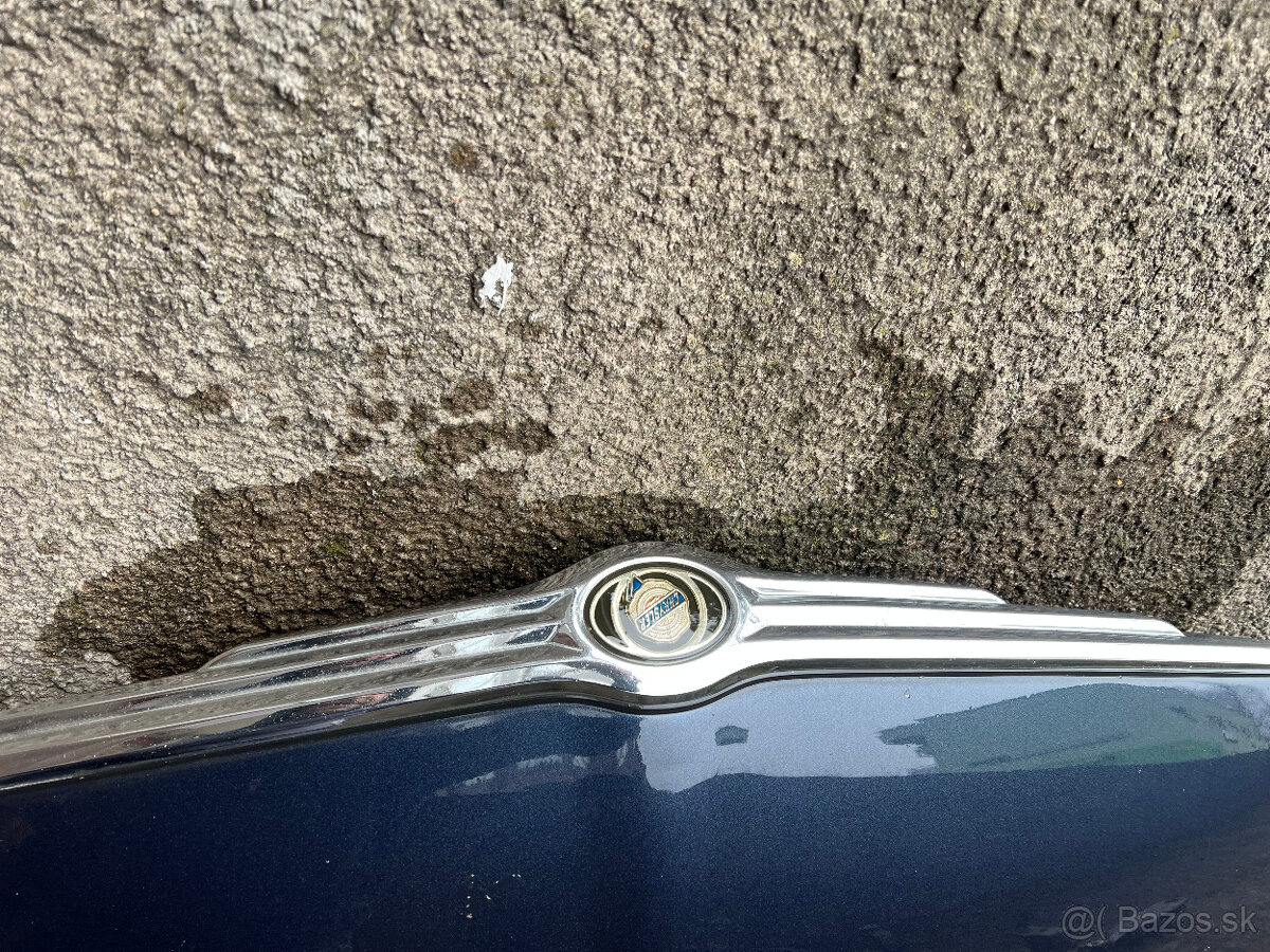 Chrysler Grand Voyager 08- predná kapota - 2