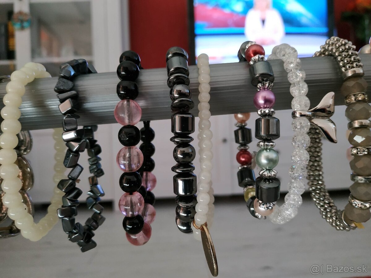 Náramky - bižutéria 86ks - 2