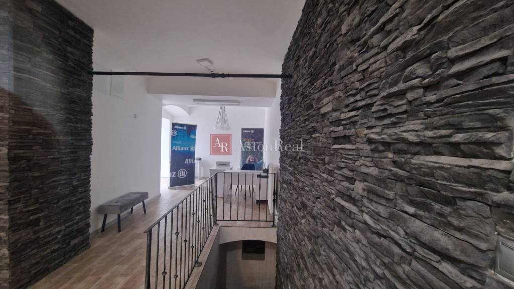 Priestory na prenájom - POPRAD - centrum - budova Alfa - prí - 2