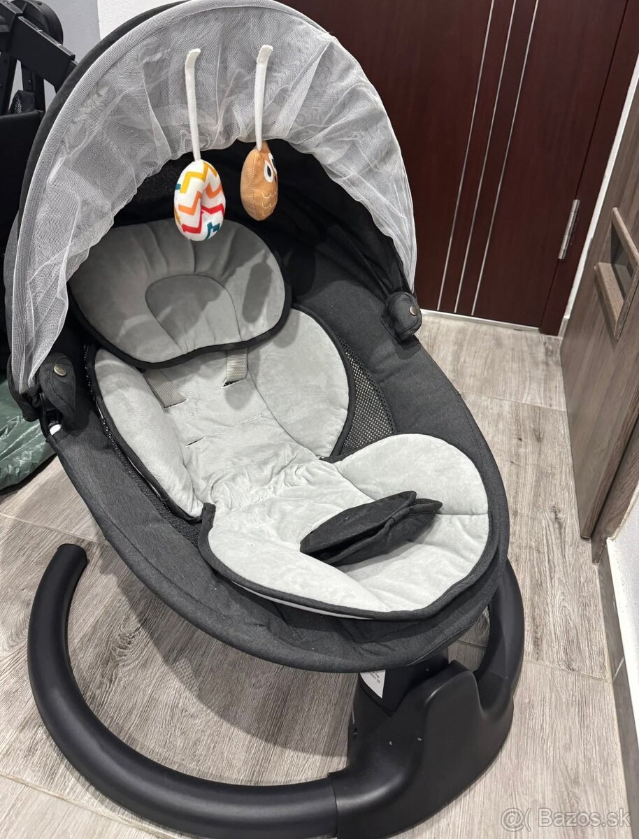 Hojdacie kreslo pre bábätko - 2
