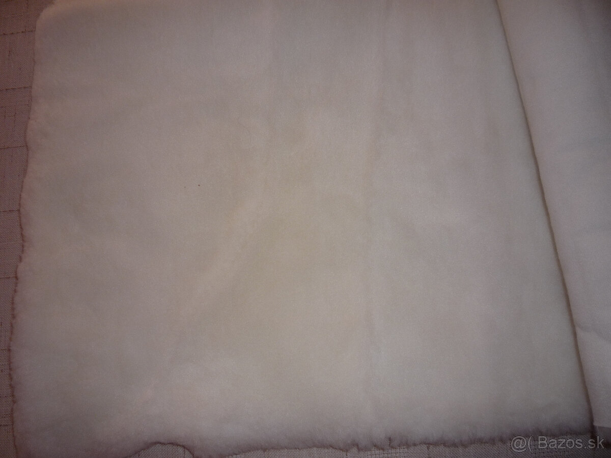 Plyšová tkanina LESKYMO - biela - 2