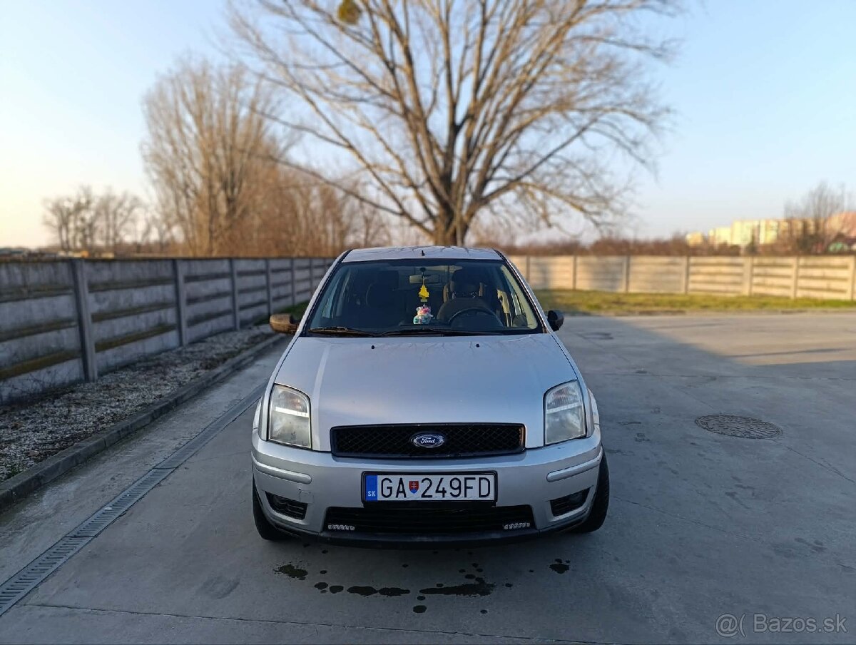 Ford fusion plus - 2