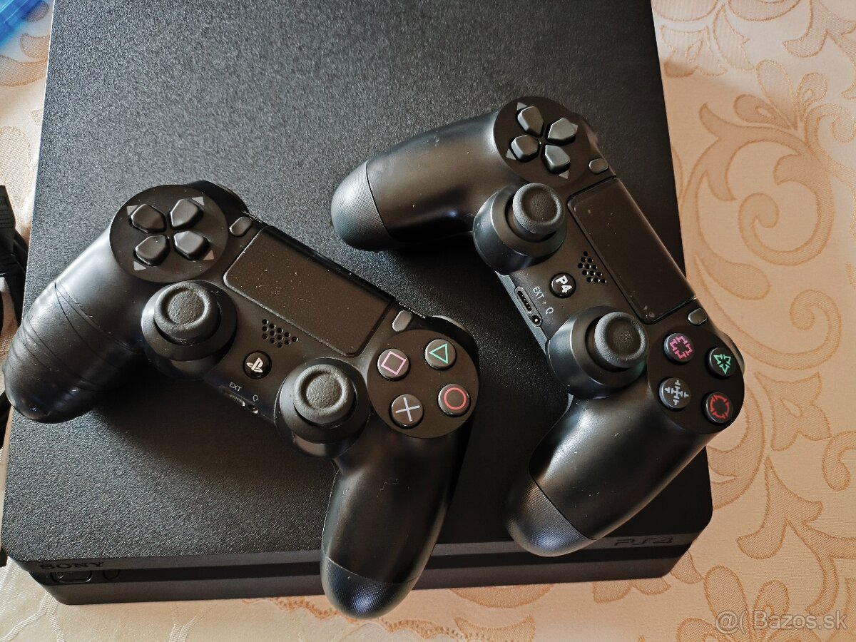 GoldHEN SONY PlayStation slim + 2x ovládač - 2