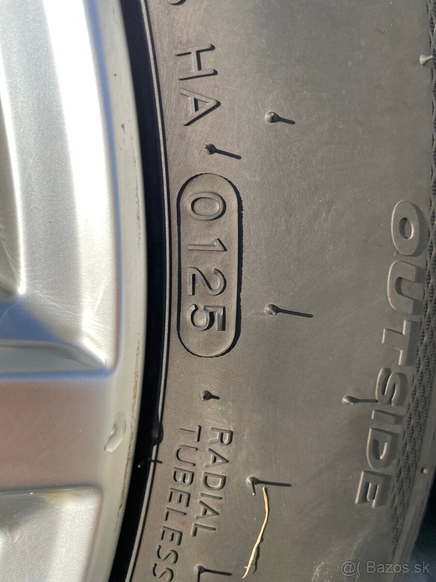 215/55 R17 letna sada - 2