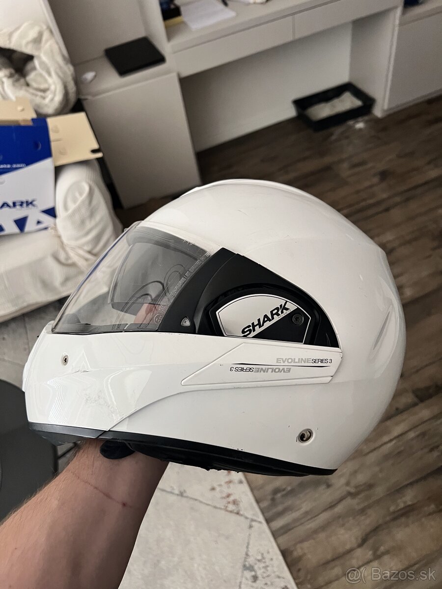 Shark Evoline Series 3 (M) - 2