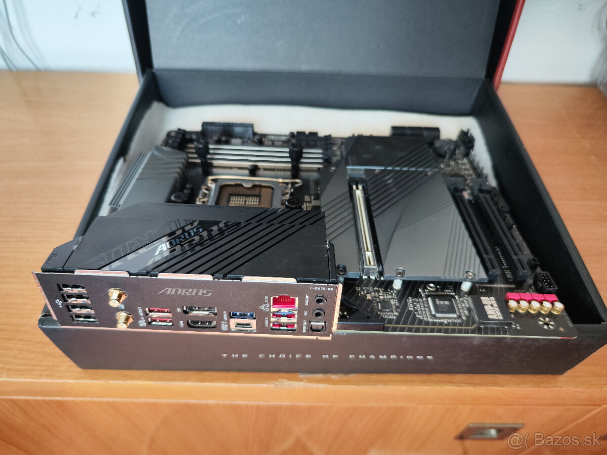 Predám MB GIGABYTE Z690 AORUS ELITE AX - 2
