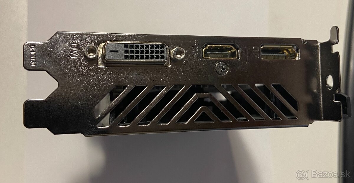 GIGABYTE GeForce GTX 1650 D6 OC 4G - 2