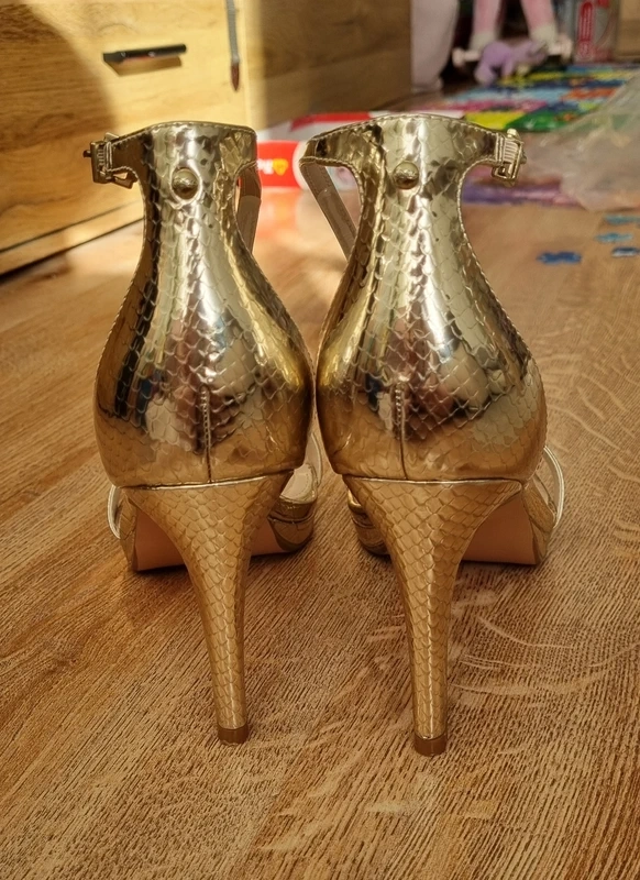 Zlaté sandále Buffalo 41 - 2