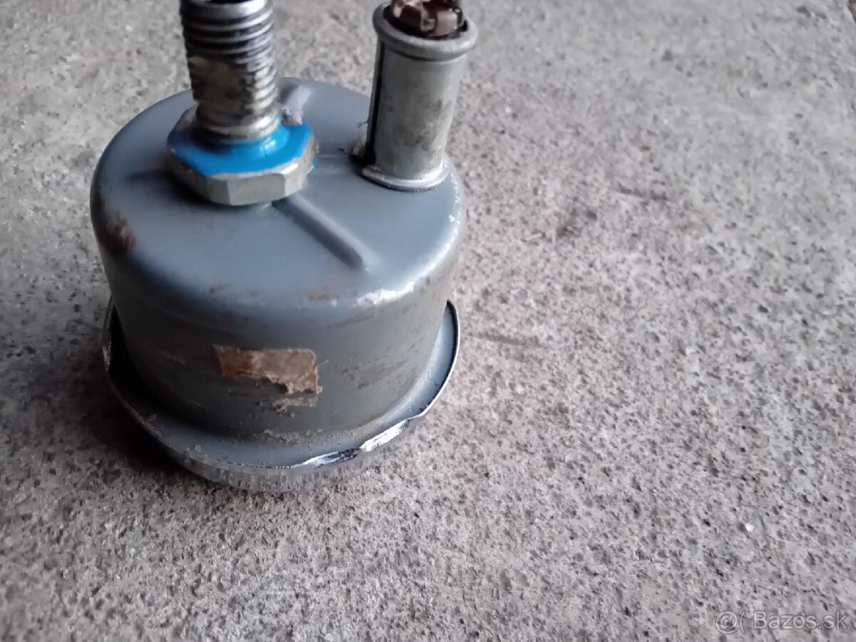 Predám budík tlakomer PAL - 2